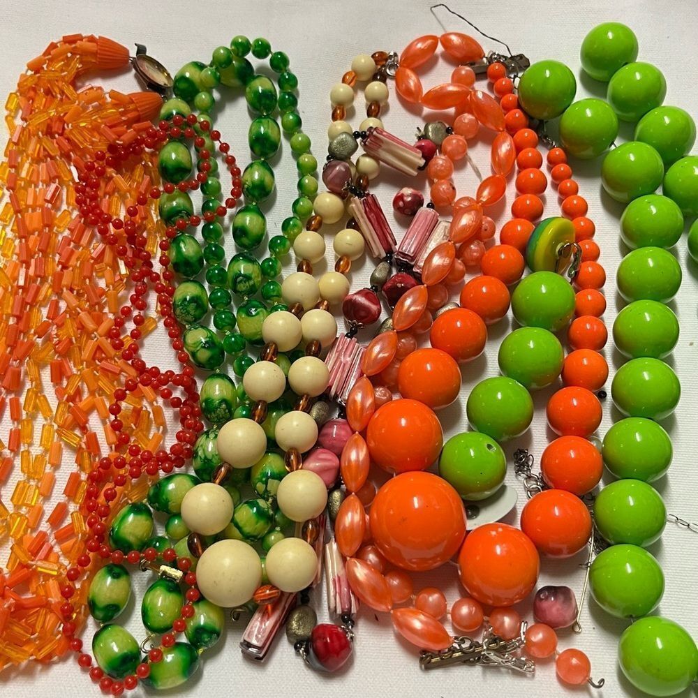 Vintage Plastic Beads Broken Necklaces Craft Lot